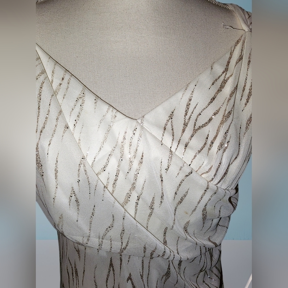 R & M RICHARDS EVENING DRESS - Picture 3 of 8